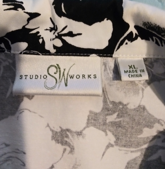 Studio Works Jacket - Picture 3 of 6